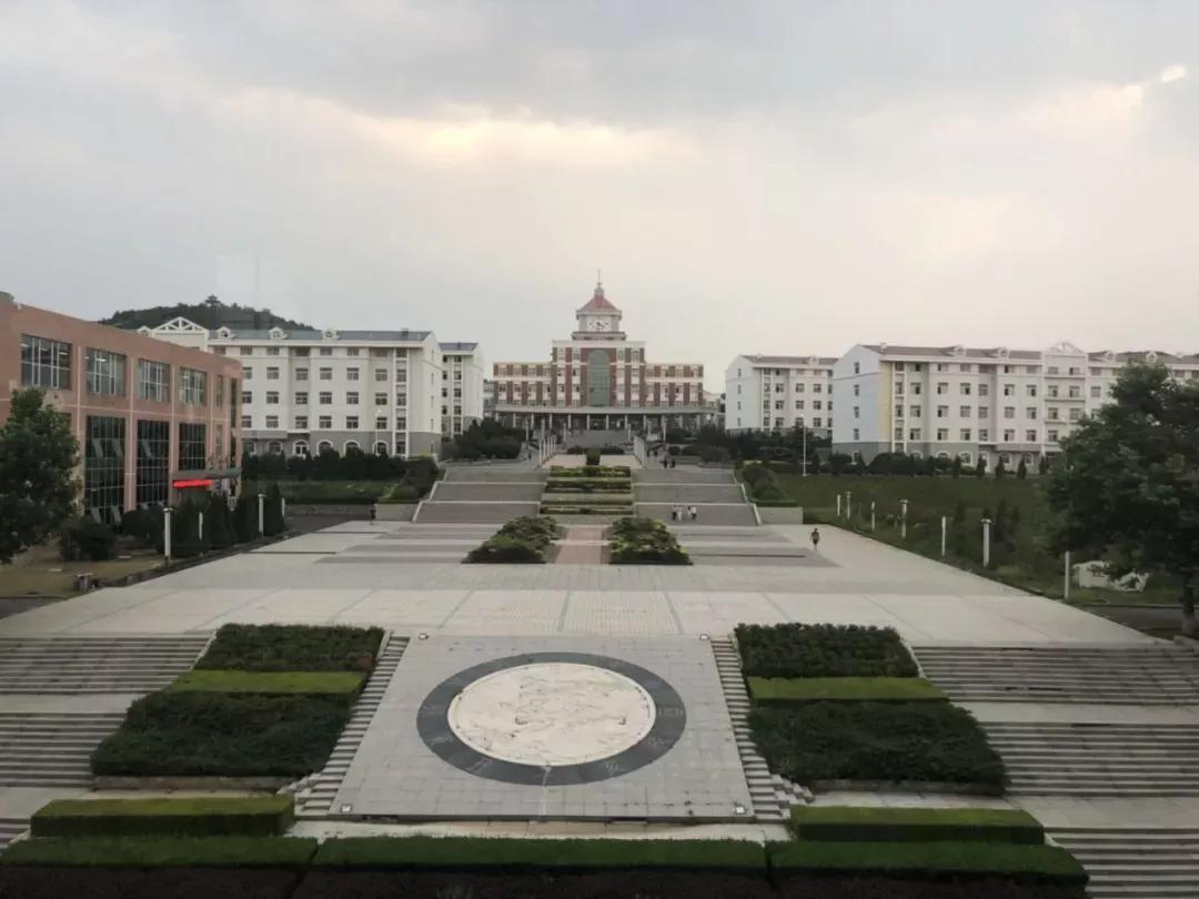 东北老工业基地辽宁，转型与发展之路探析