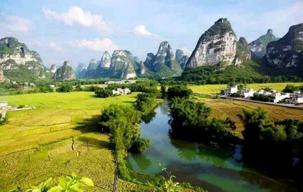 广西自然美景探索之旅，追寻内心的平和与宁静